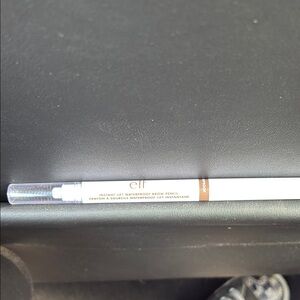 e.l.f. Instant Lift Brow Pencil